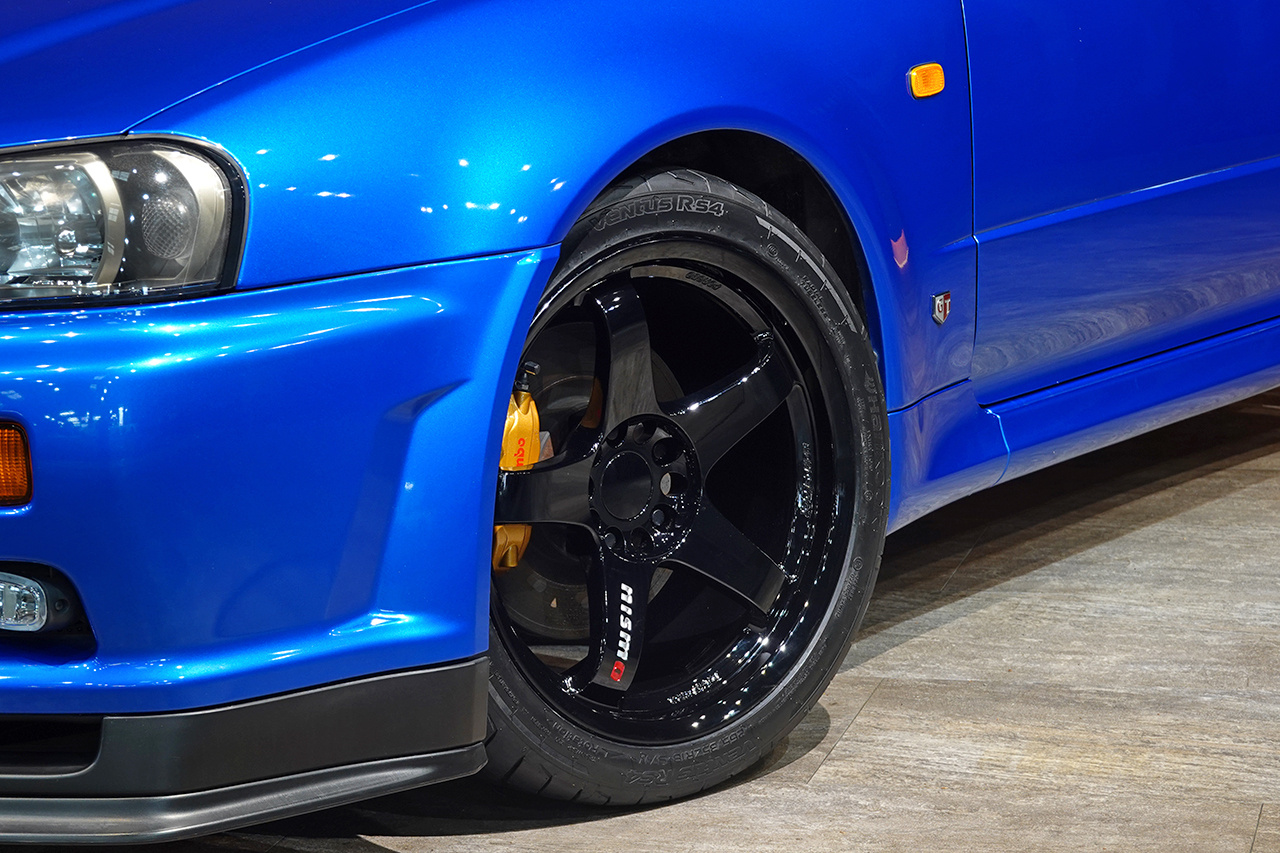 日産 スカイラインGT-R BNR34 R34 スカイライン GT-R Vスペック