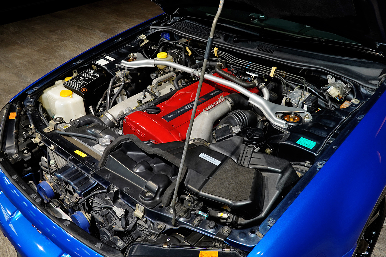 日産 スカイラインGT-R BNR34 R34 スカイライン GT-R Vスペック