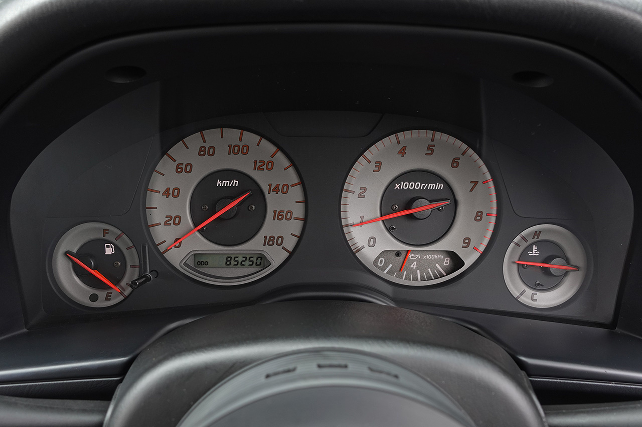 日産 スカイライン ２５ＧＴ　ＴＵＲＢＯ セダン