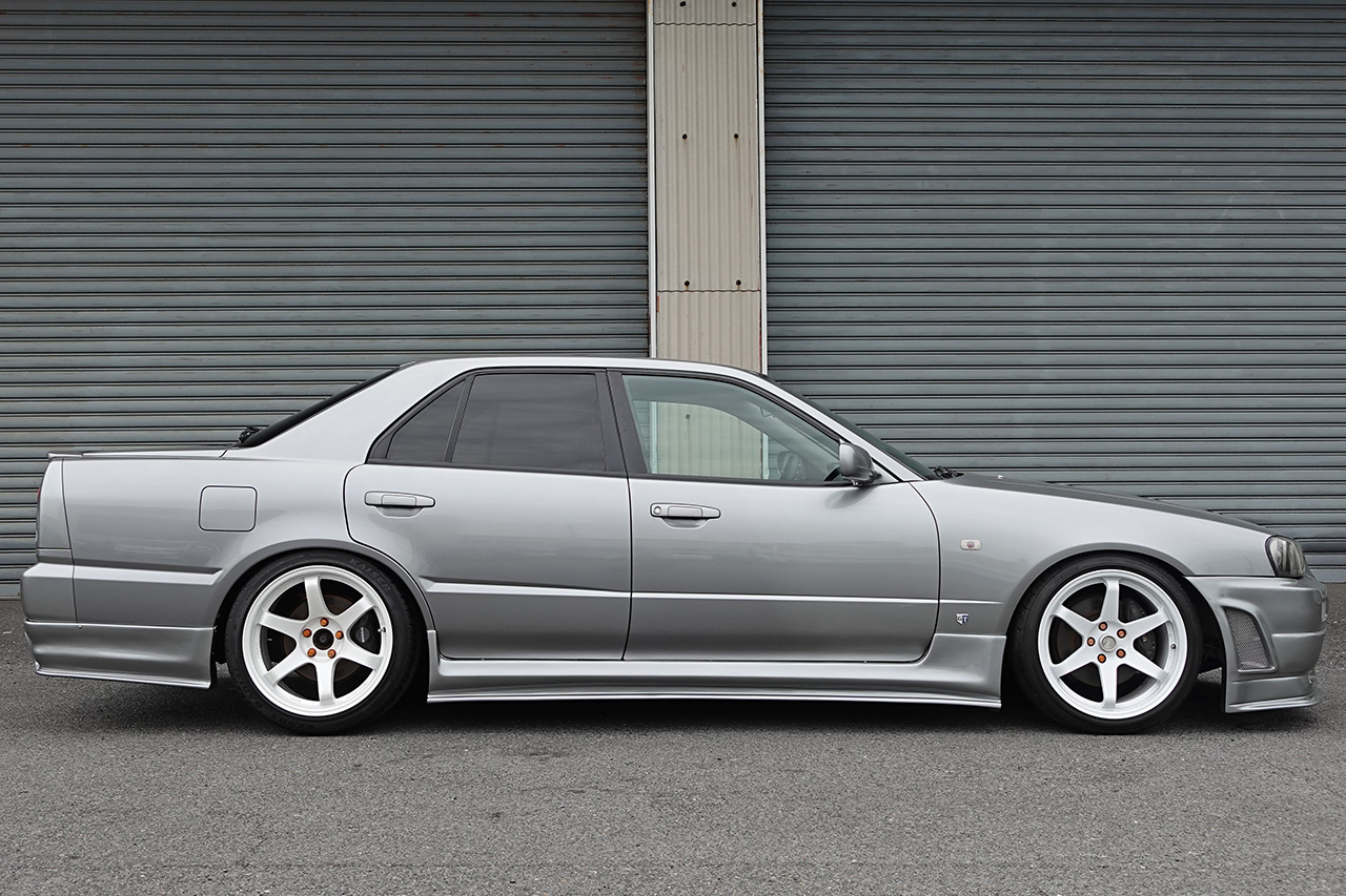 日産 スカイライン ２５ＧＴ　ＴＵＲＢＯ セダン