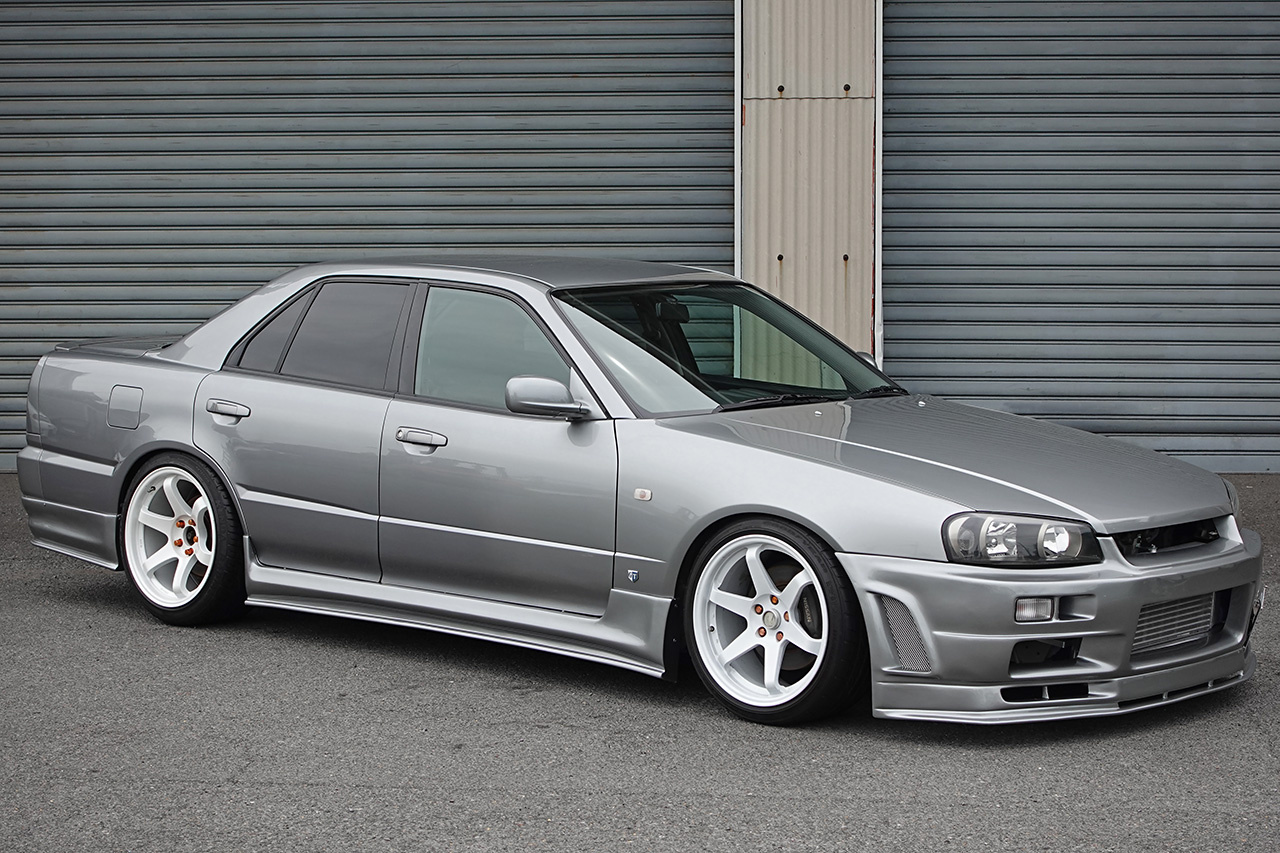 日産 スカイライン ２５ＧＴ　ＴＵＲＢＯ セダン