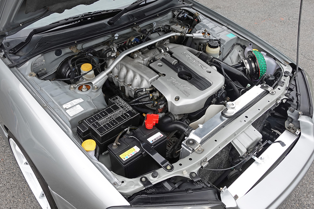 日産 スカイライン ２５ＧＴ　ＴＵＲＢＯ セダン