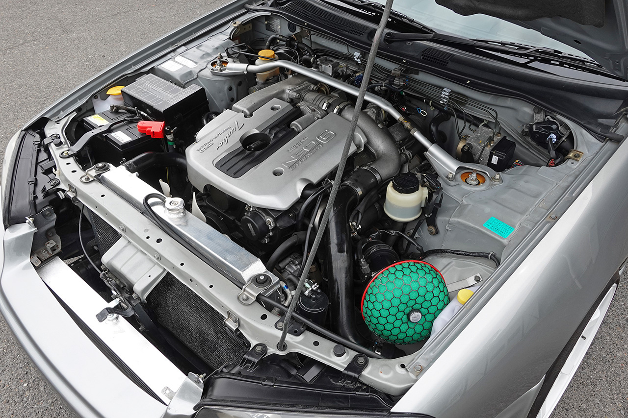 日産 スカイライン ２５ＧＴ　ＴＵＲＢＯ セダン