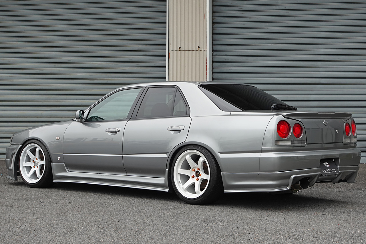 日産 スカイライン ２５ＧＴ　ＴＵＲＢＯ セダン