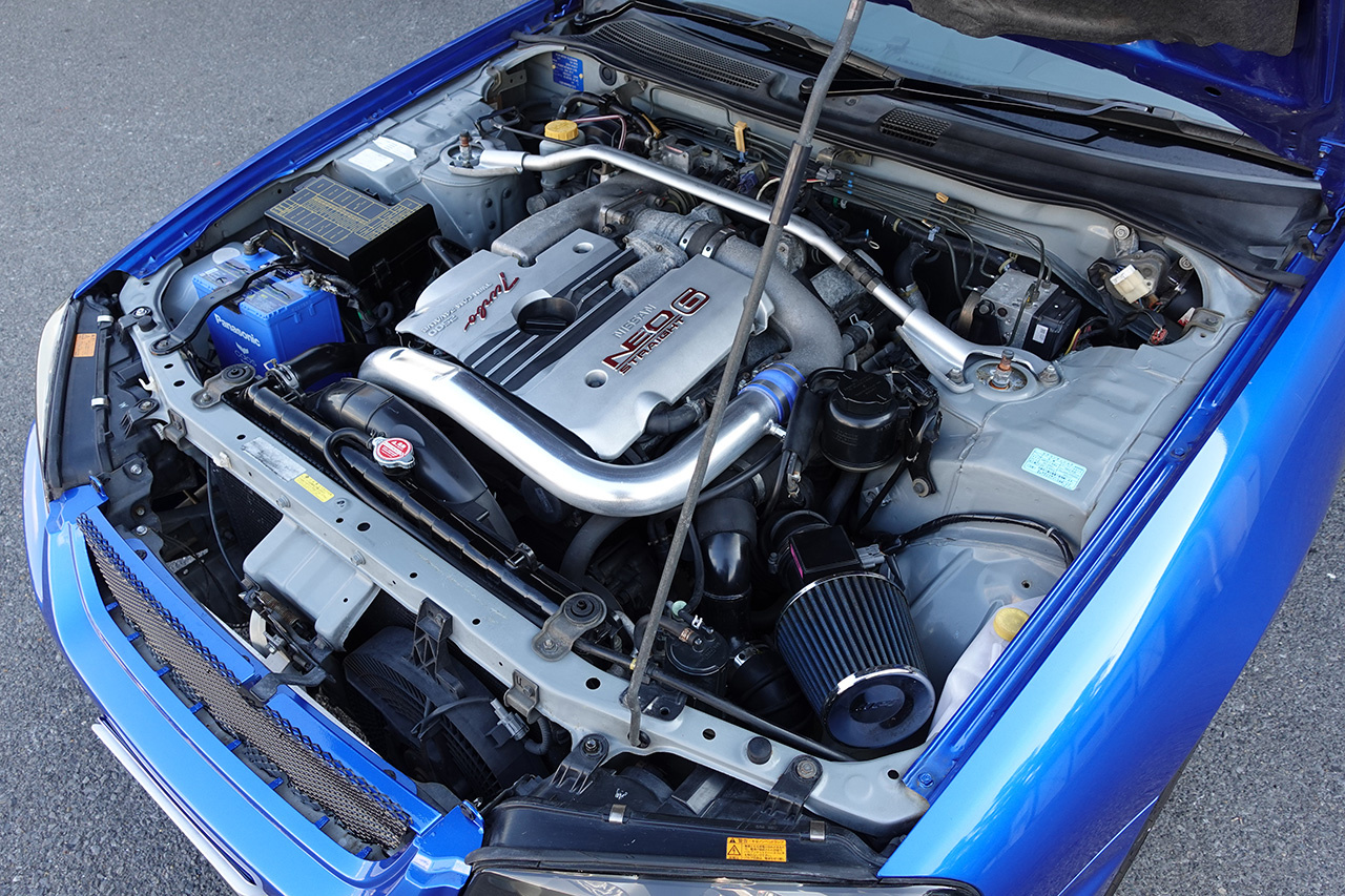 日産 スカイライン ２５ＧＴ－Ｘ　ＴＵＲＢＯ セダン