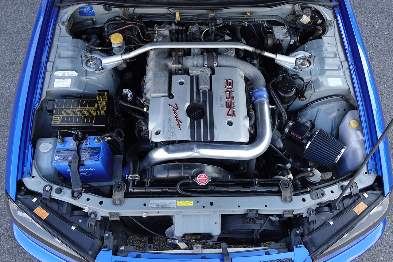 日産 スカイライン ２５ＧＴ－Ｘ　ＴＵＲＢＯ セダン