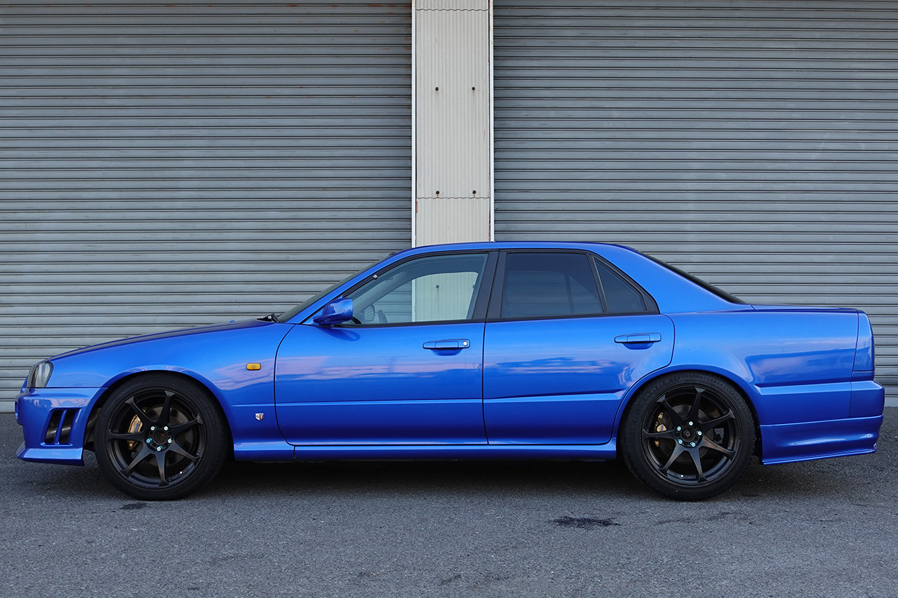 日産 スカイライン ２５ＧＴ－Ｘ　ＴＵＲＢＯ セダン