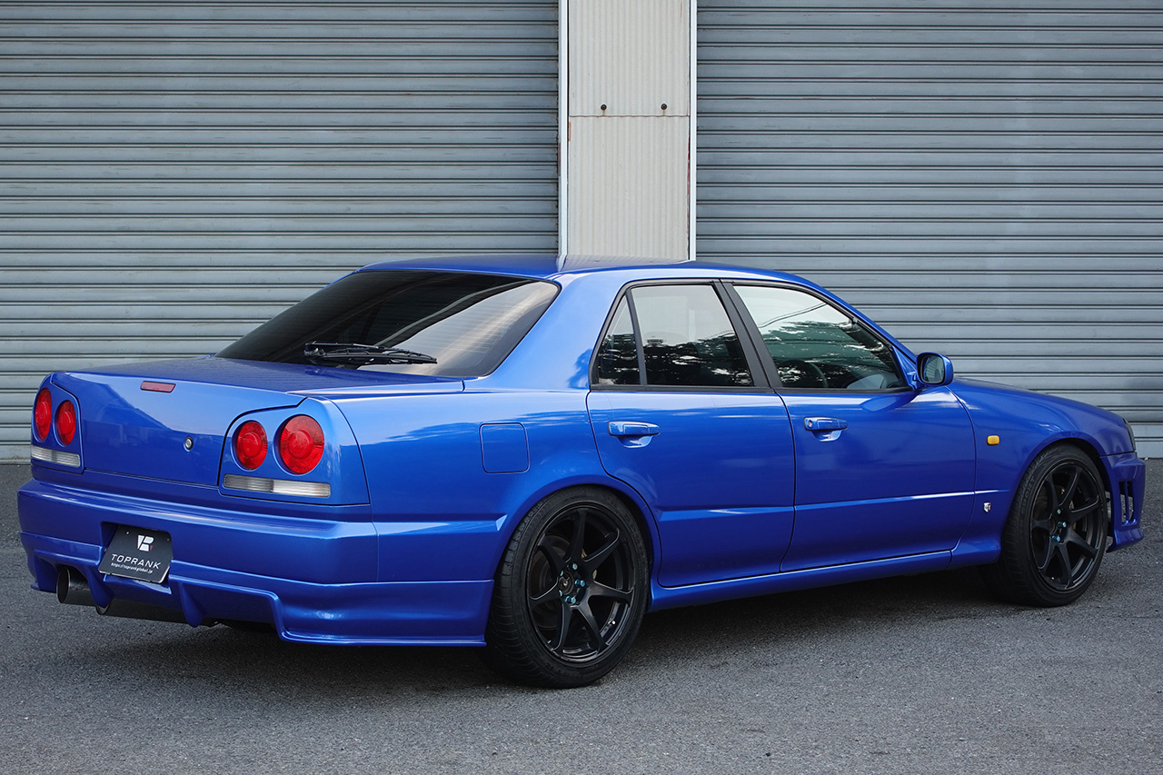 日産 スカイライン ２５ＧＴ－Ｘ　ＴＵＲＢＯ セダン