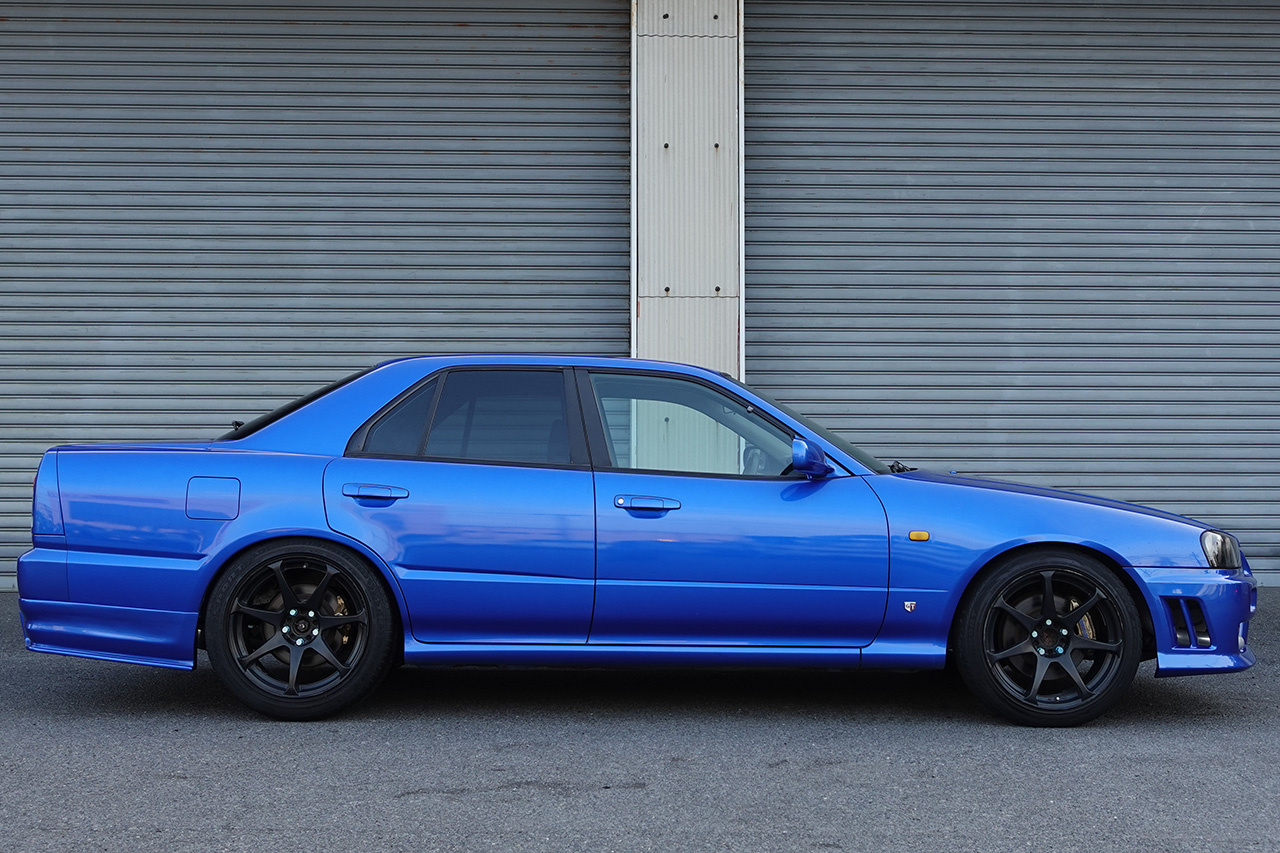 日産 スカイライン ２５ＧＴ－Ｘ　ＴＵＲＢＯ セダン