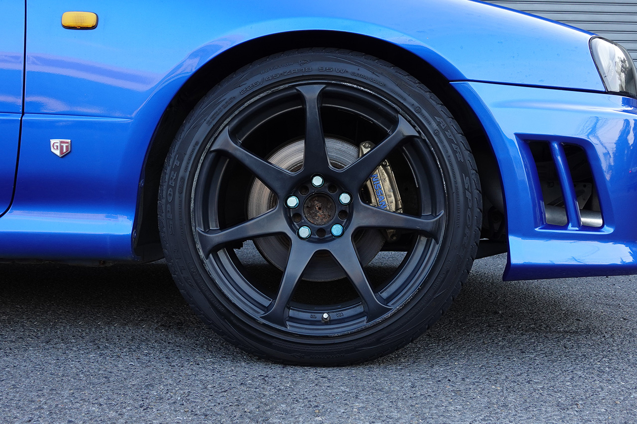日産 スカイライン ２５ＧＴ－Ｘ　ＴＵＲＢＯ セダン