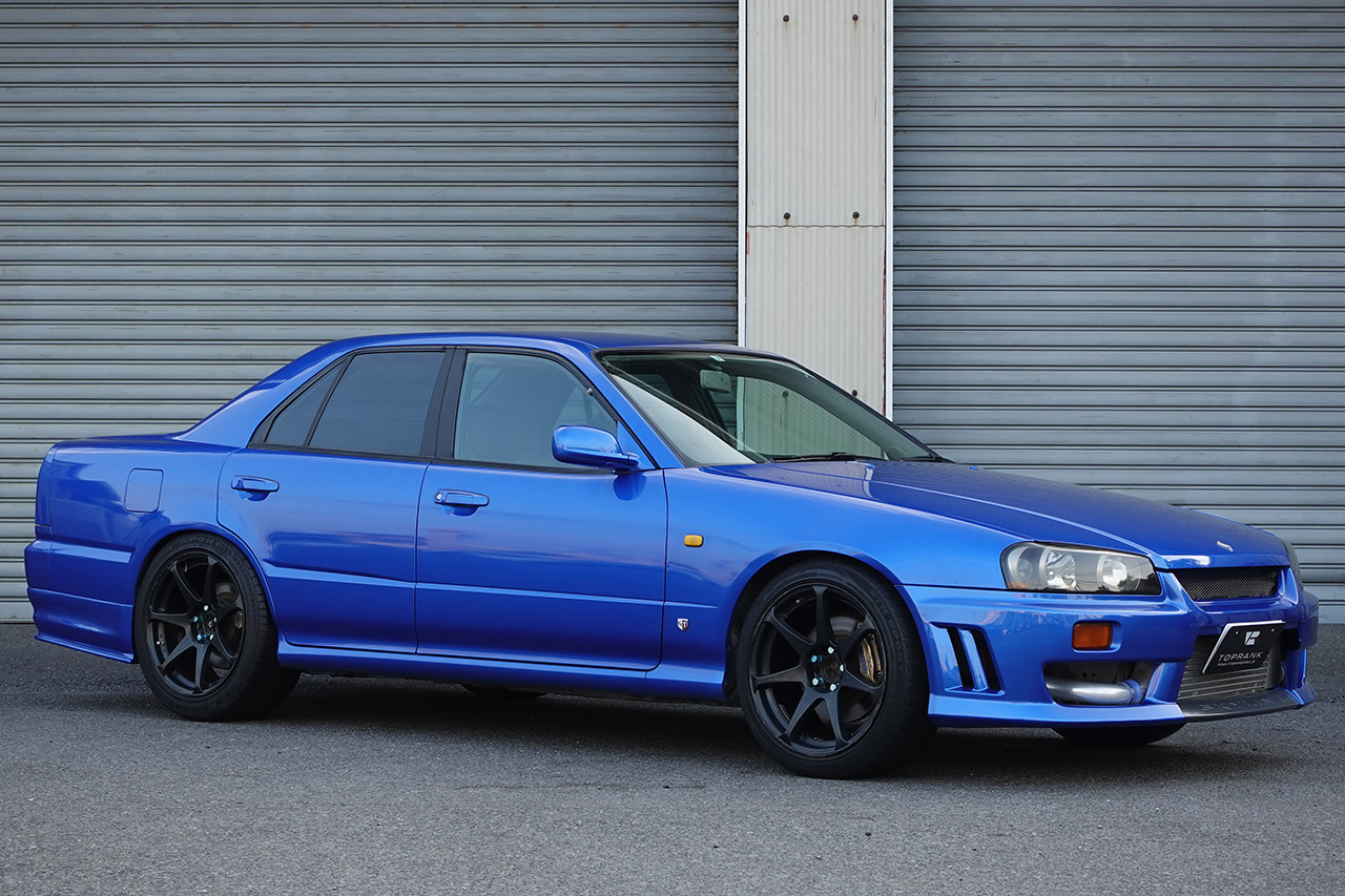 日産 スカイライン ２５ＧＴ－Ｘ　ＴＵＲＢＯ セダン