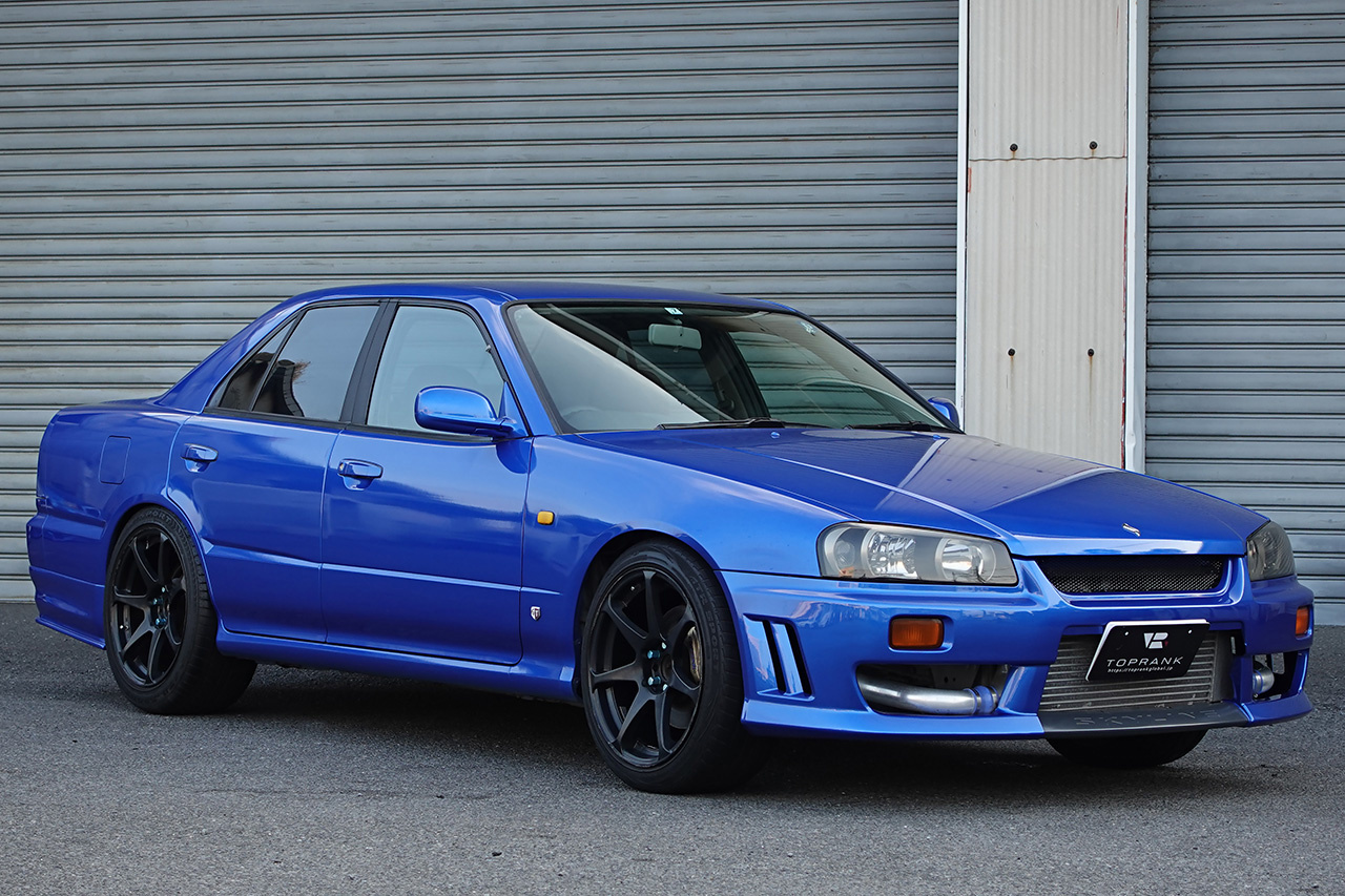 日産 スカイライン ２５ＧＴ－Ｘ　ＴＵＲＢＯ セダン