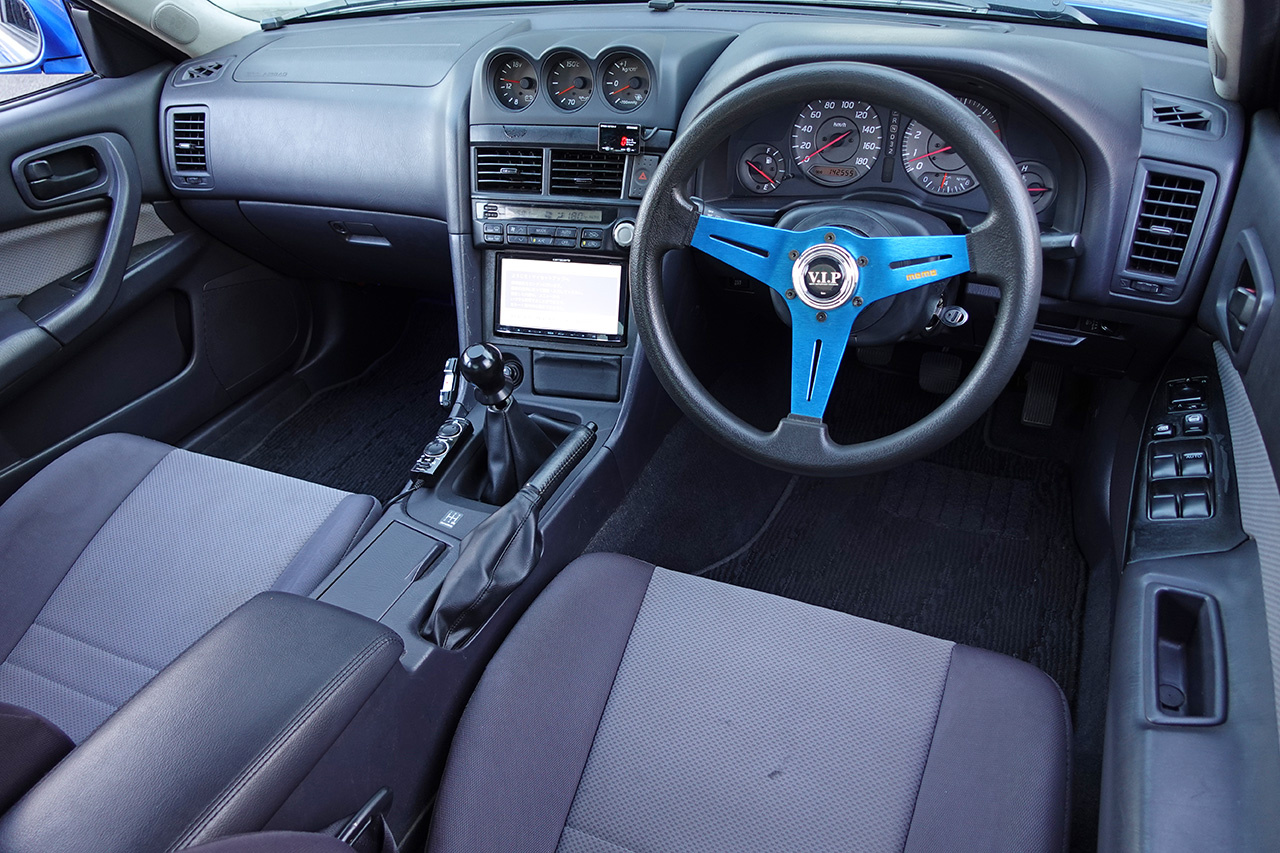 日産 スカイライン ２５ＧＴ－Ｘ　ＴＵＲＢＯ セダン