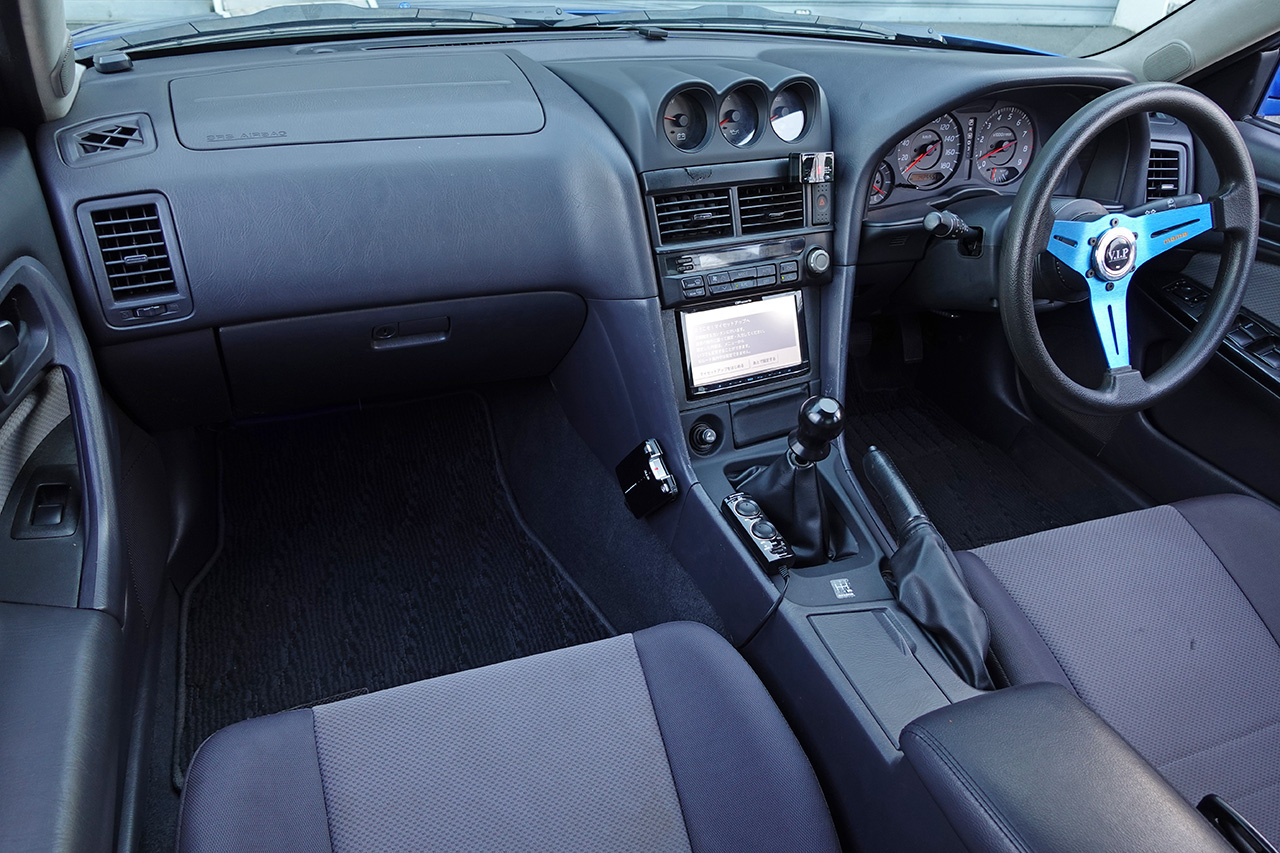 日産 スカイライン ２５ＧＴ－Ｘ　ＴＵＲＢＯ セダン