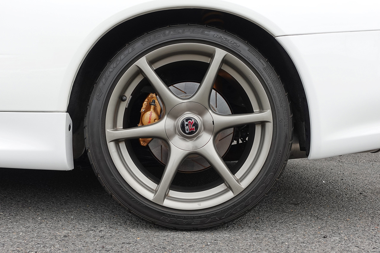 日産 スカイラインGT-R 