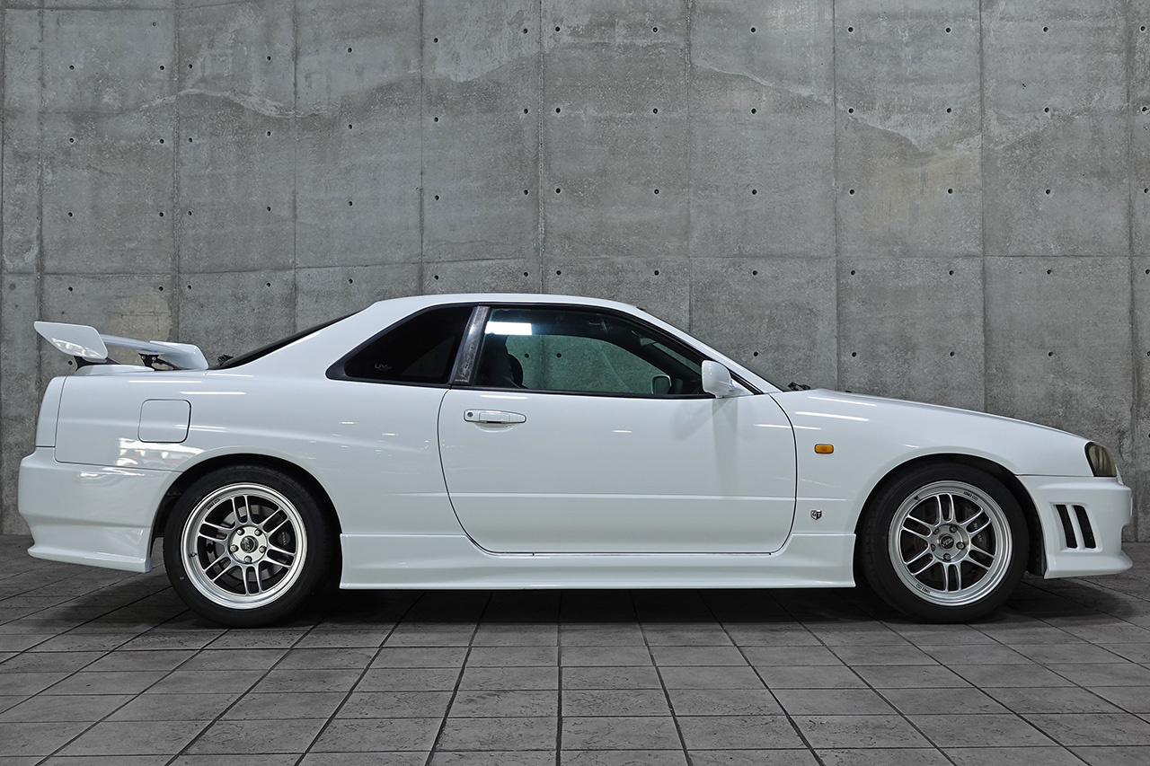 日産 スカイラインクーペ 