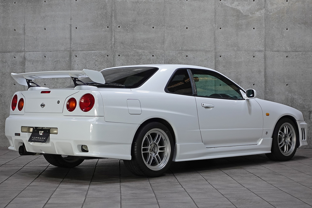 日産 スカイラインクーペ 