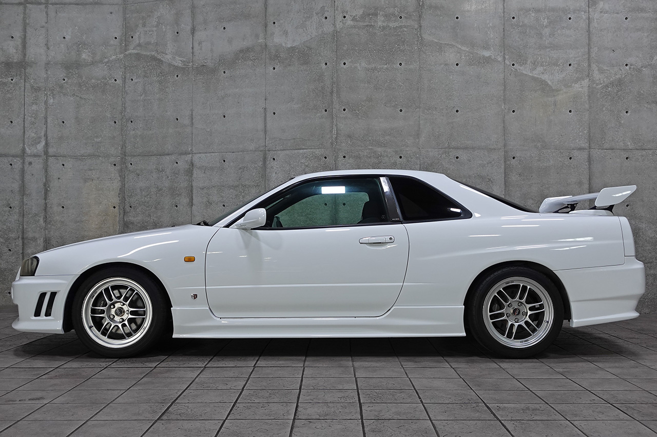 日産 スカイラインクーペ 