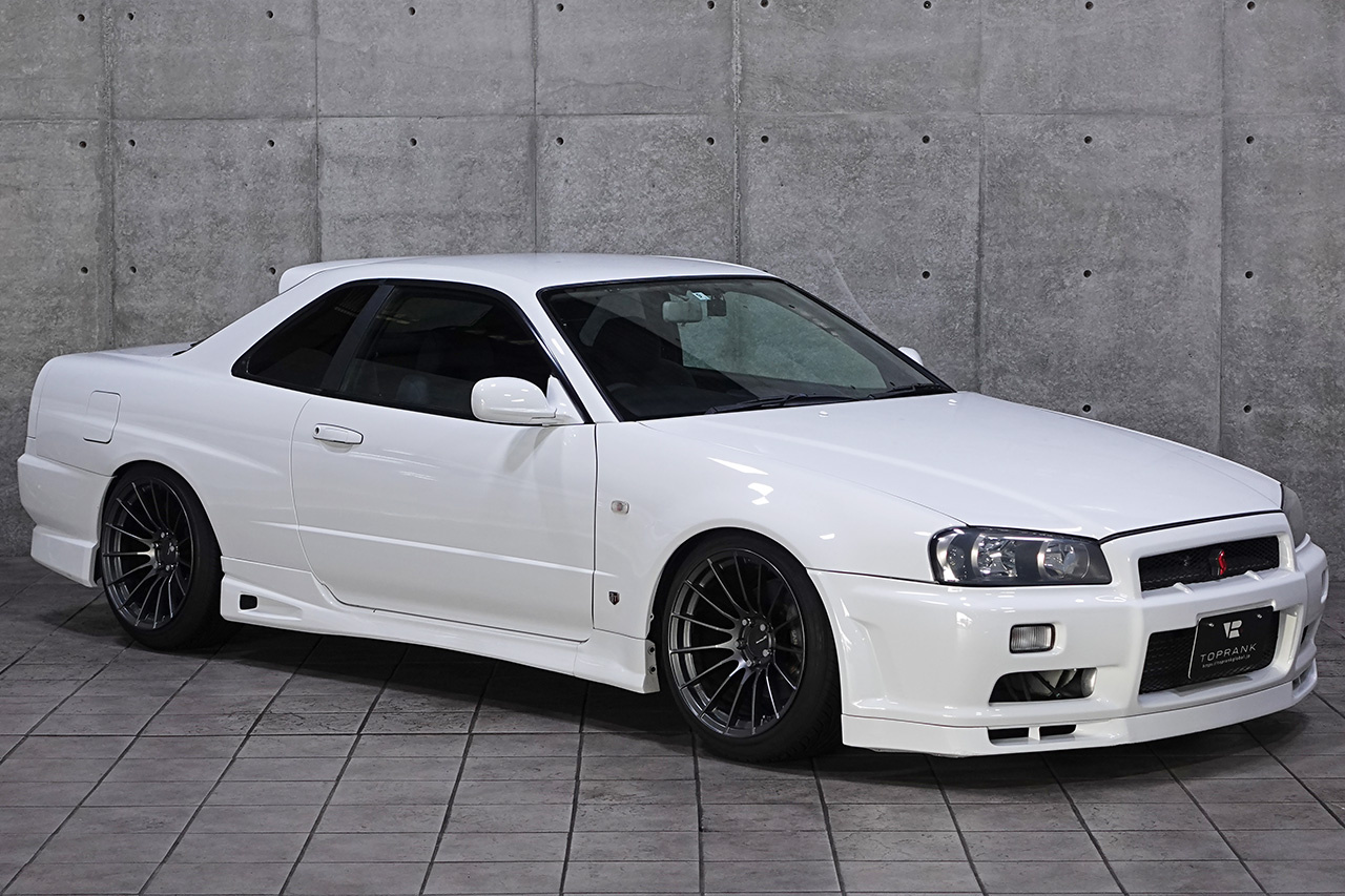 日産 スカイラインクーペ 