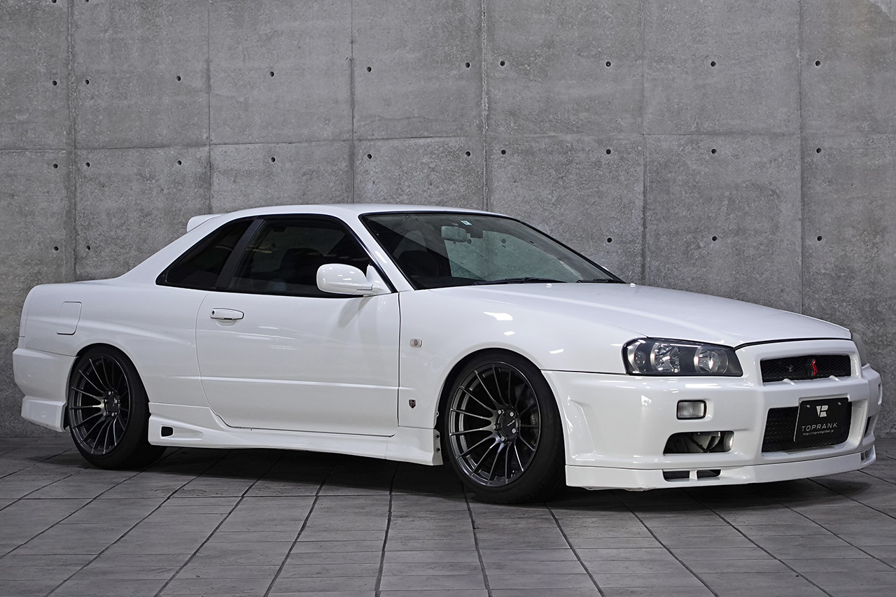日産 スカイラインクーペ 