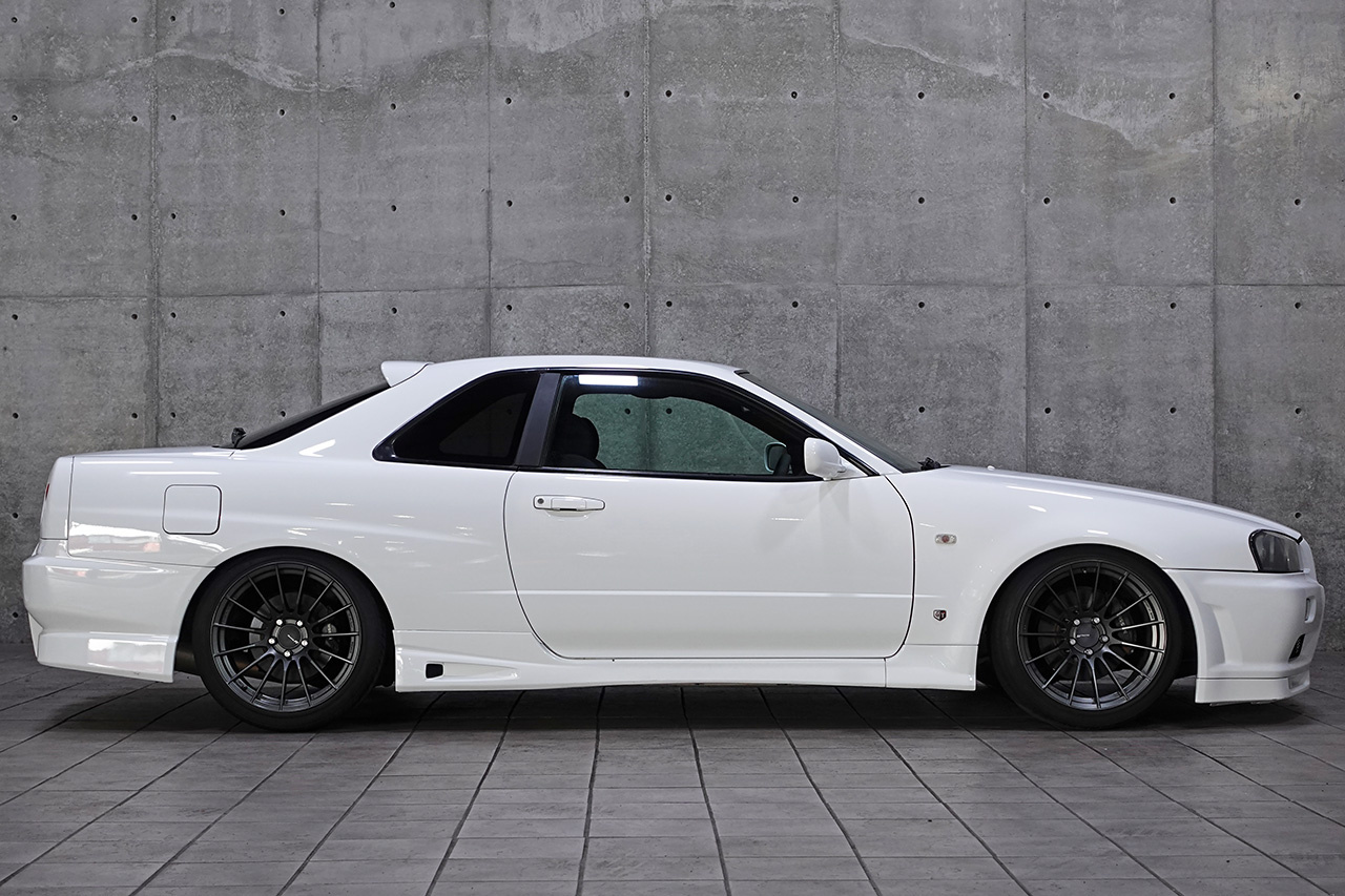 日産 スカイラインクーペ 