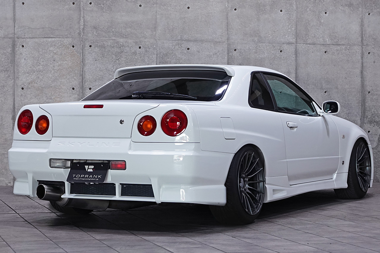 日産 スカイラインクーペ 