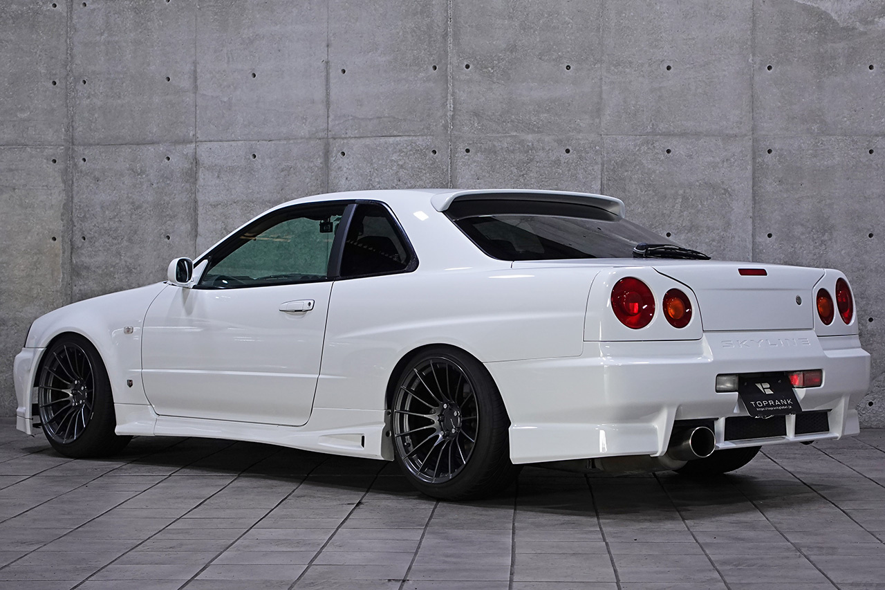 日産 スカイラインクーペ 