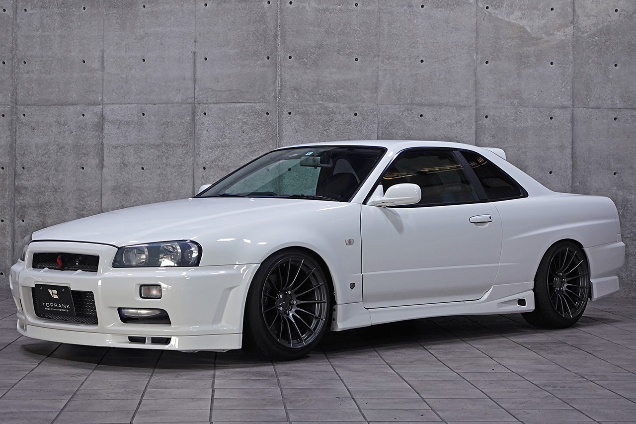 日産 スカイラインクーペ 