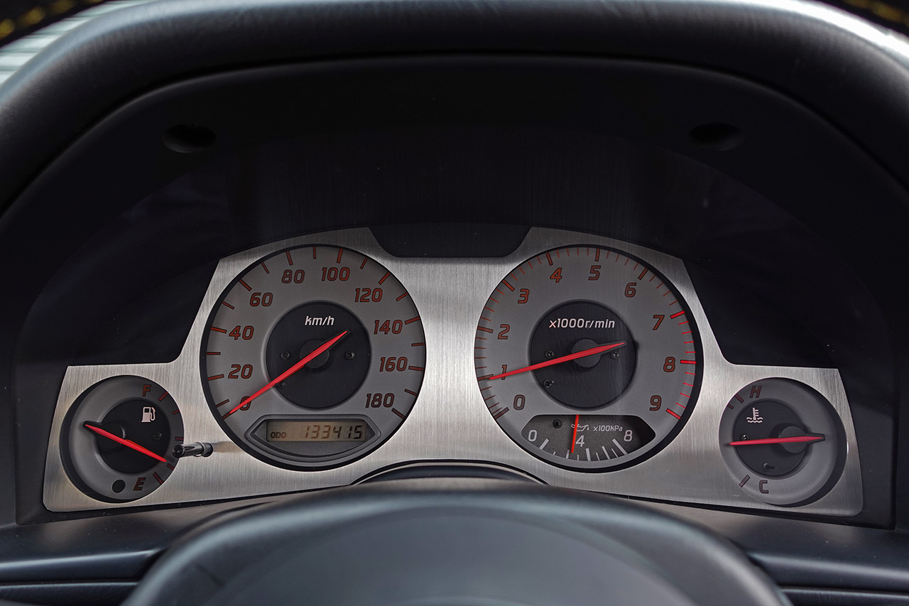 日産 スカイラインクーペ 