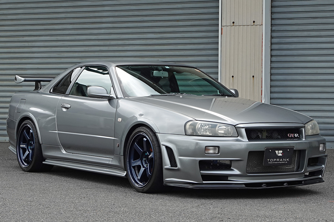日産 スカイラインGT-R 