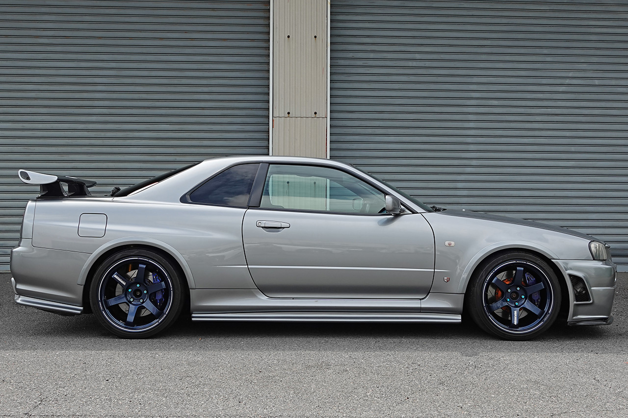 日産 スカイラインGT-R 