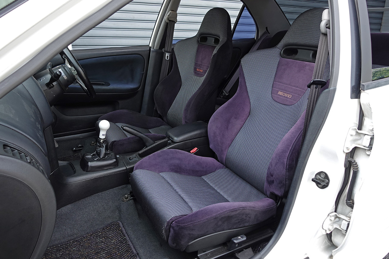 三菱 ランサーエボリューション GSR エボリューションV