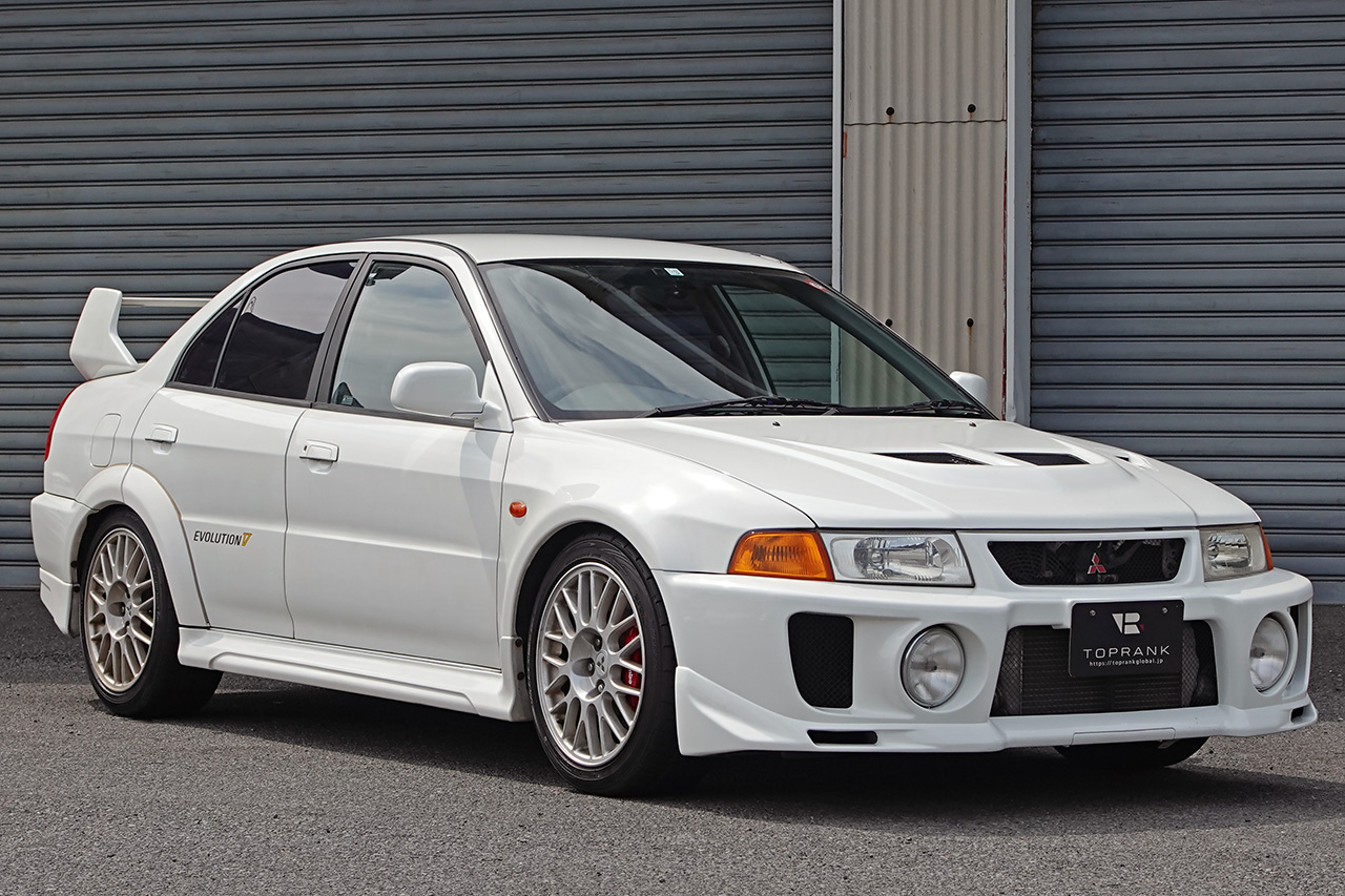 三菱 ランサーエボリューション GSR エボリューションV