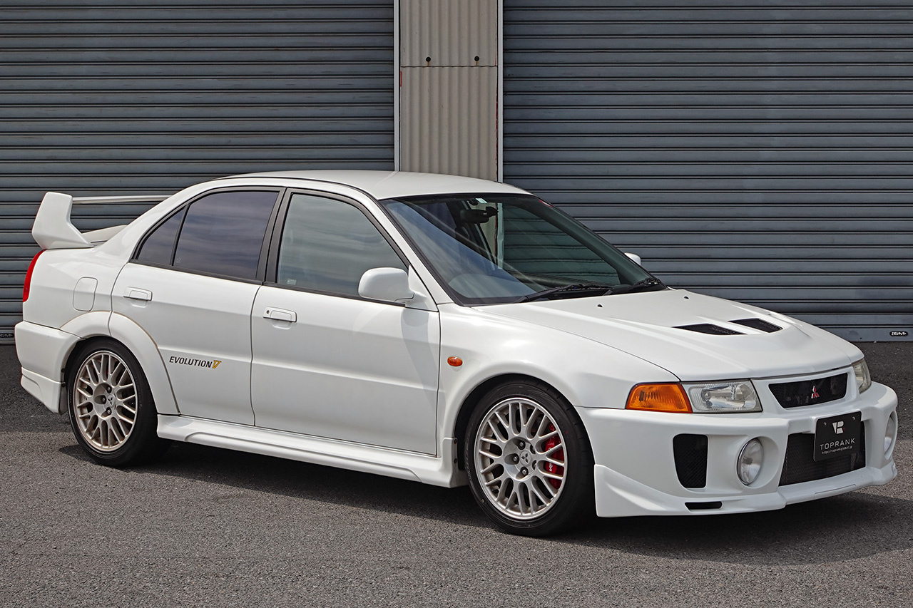 三菱 ランサーエボリューション GSR エボリューションV