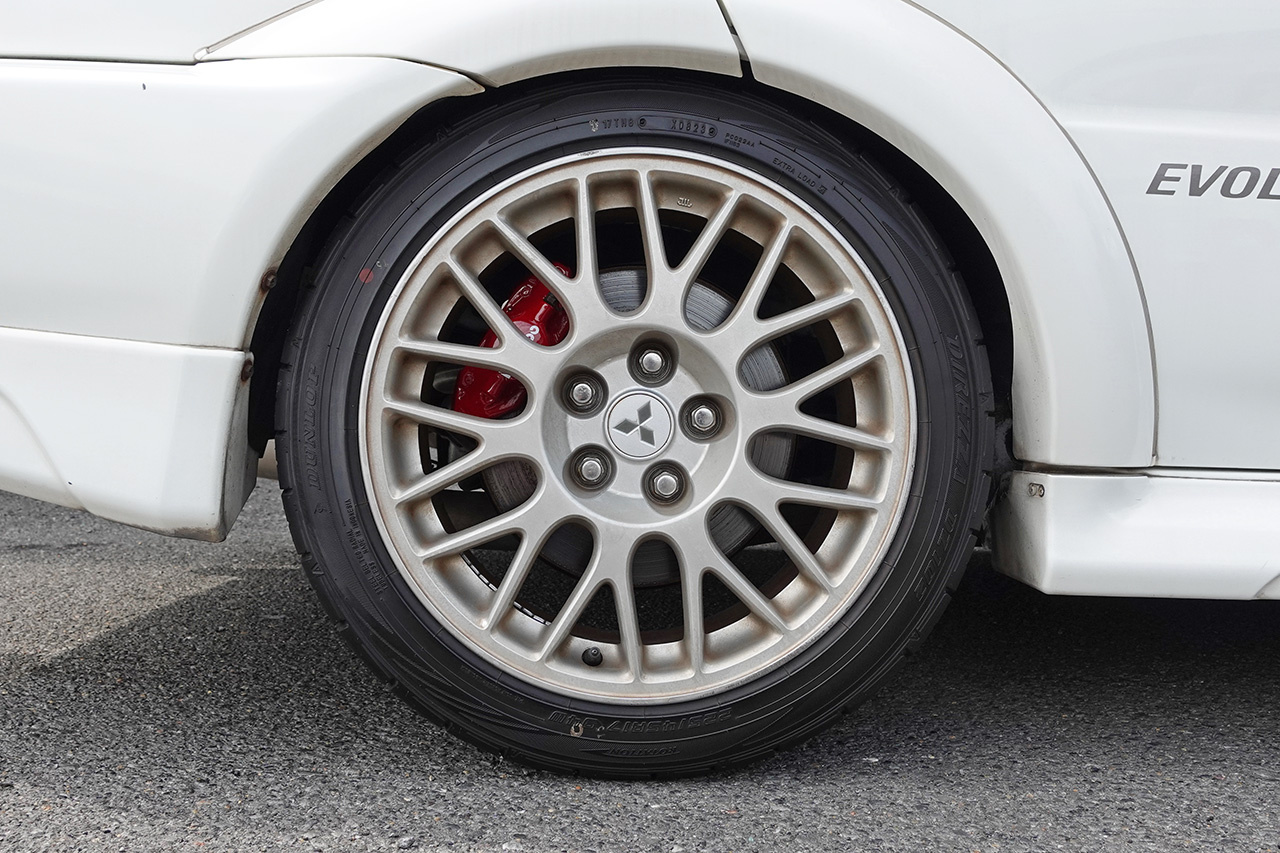 三菱 ランサーエボリューション GSR エボリューションV
