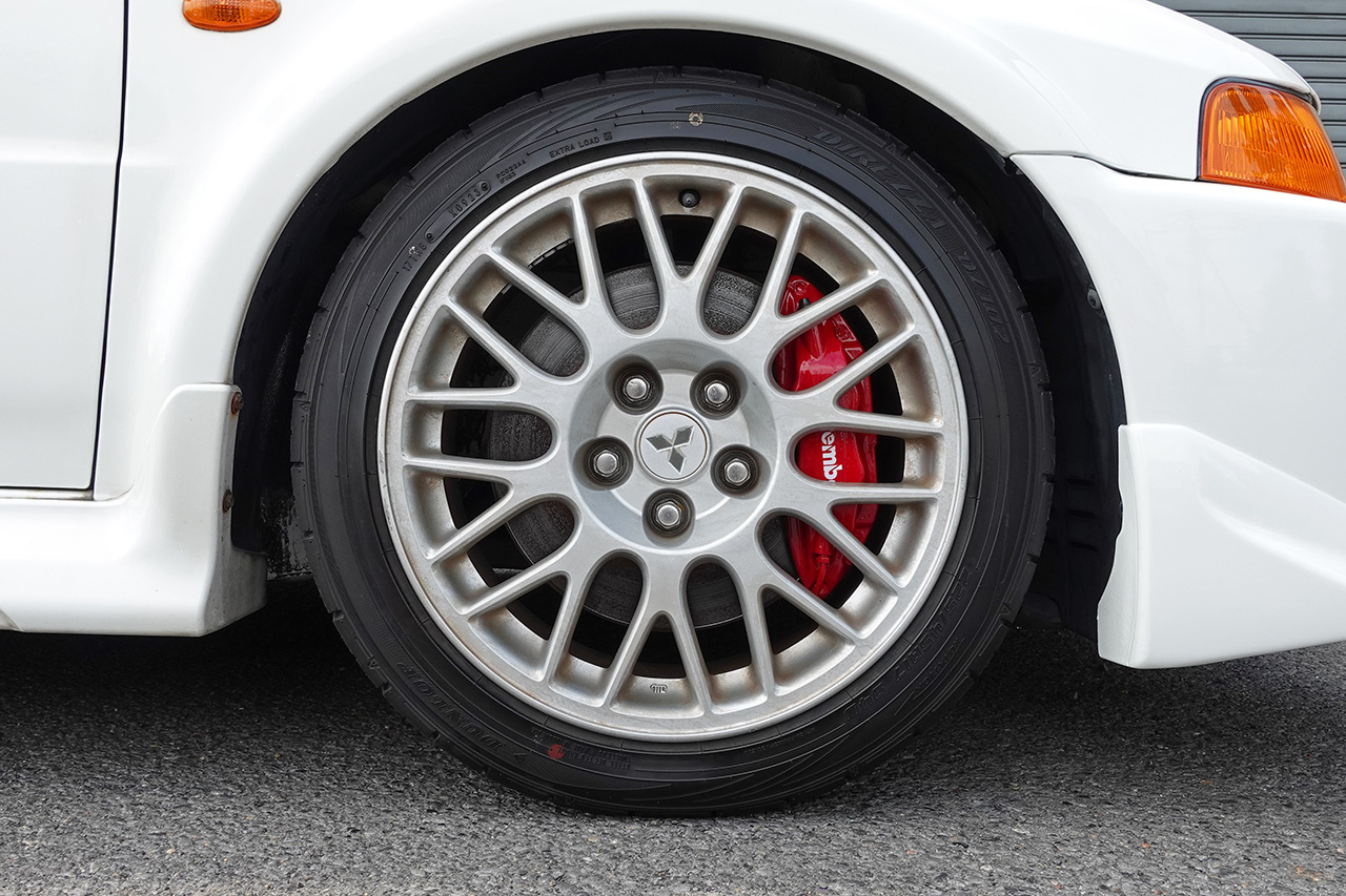 三菱 ランサーエボリューション GSR エボリューションV