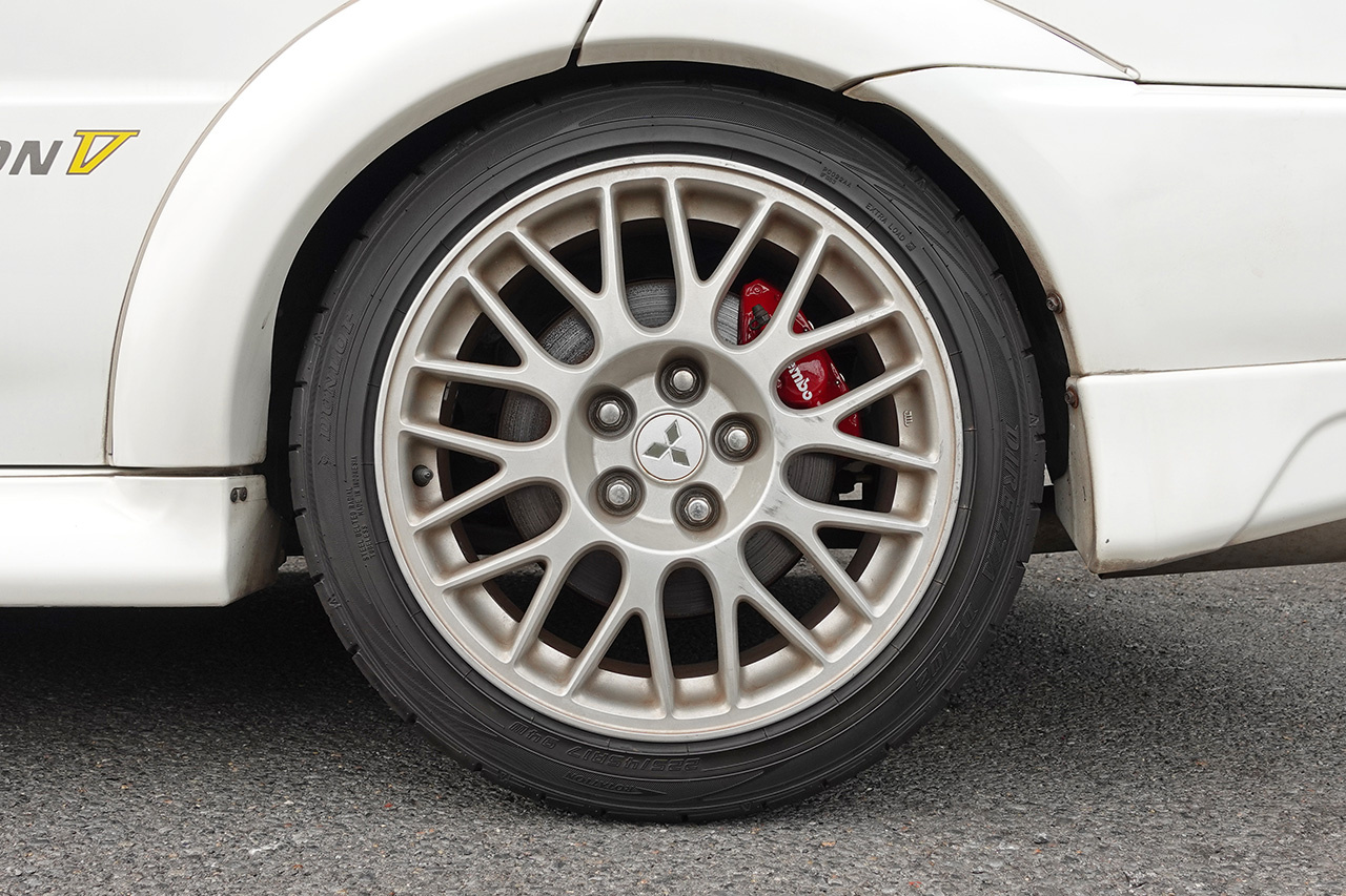 三菱 ランサーエボリューション GSR エボリューションV