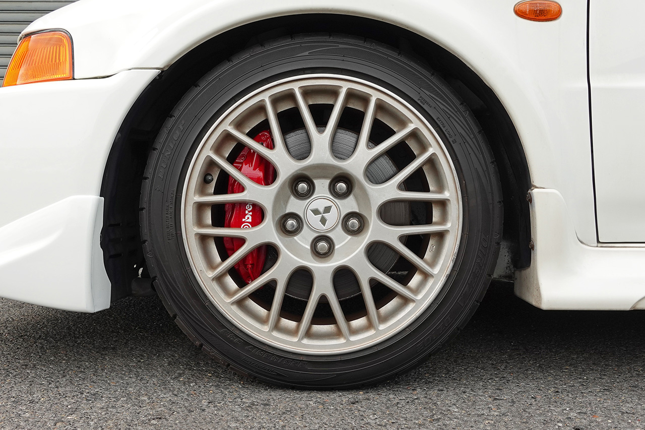 三菱 ランサーエボリューション GSR エボリューションV