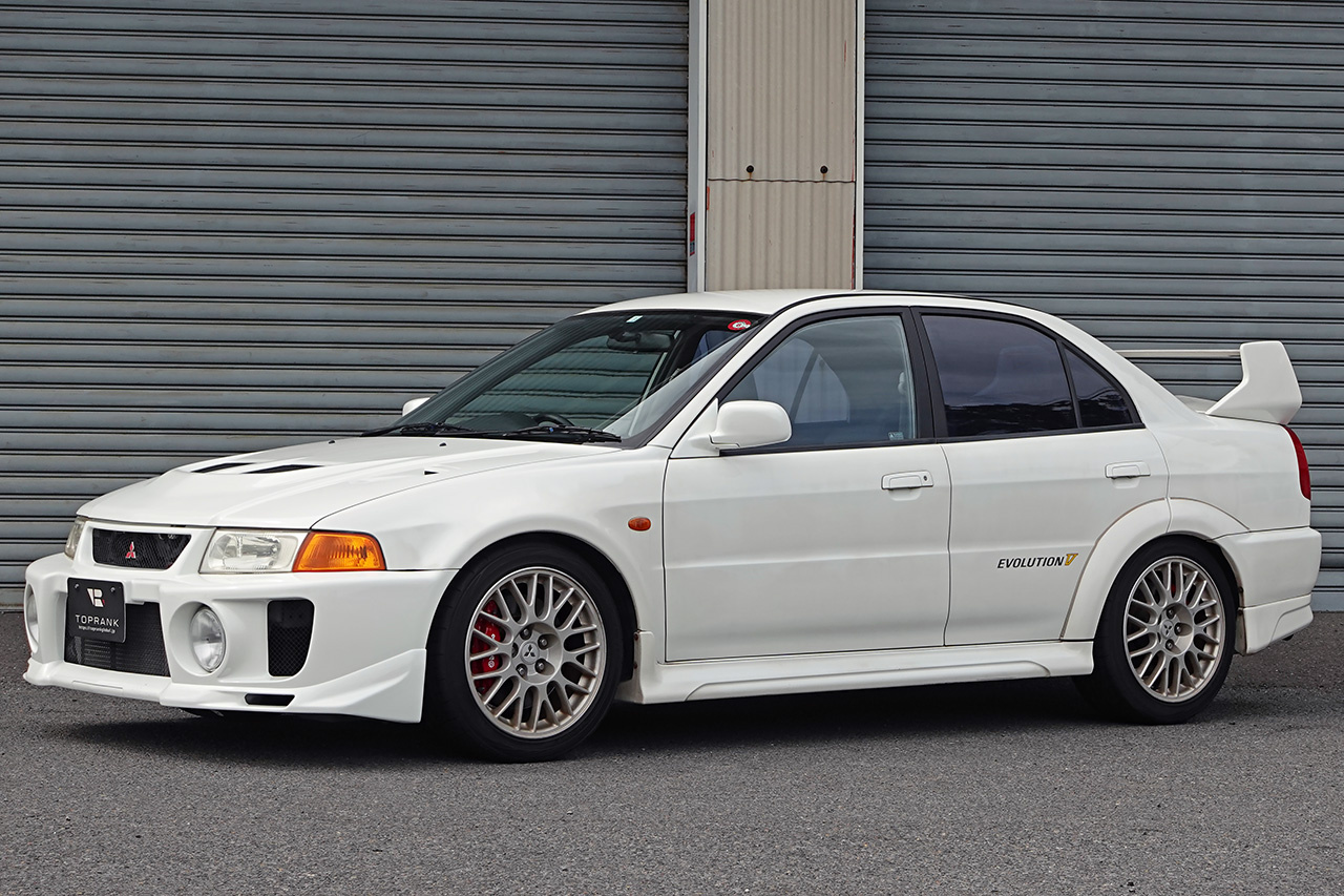 三菱 ランサーエボリューション GSR エボリューションV