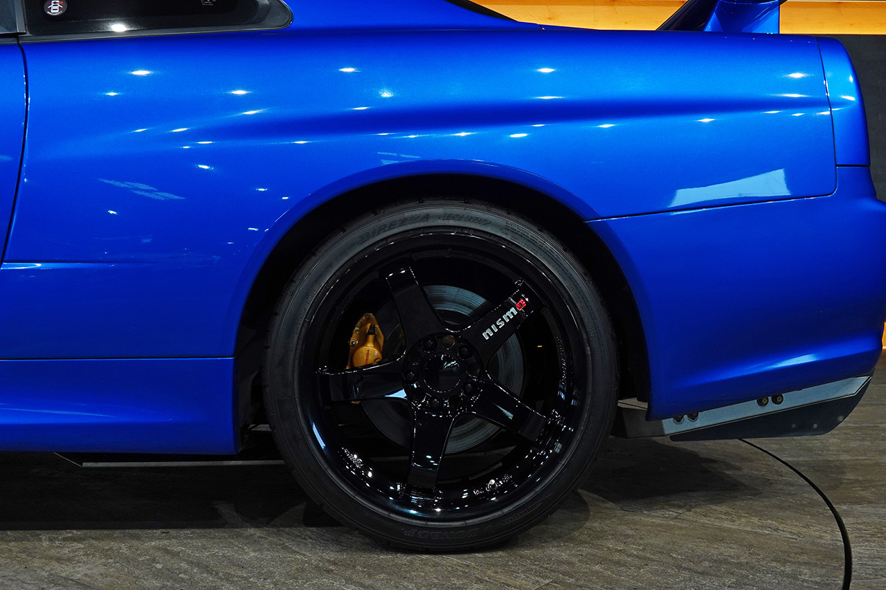 日産 スカイラインGT-R BNR34 R34 スカイライン GT-R