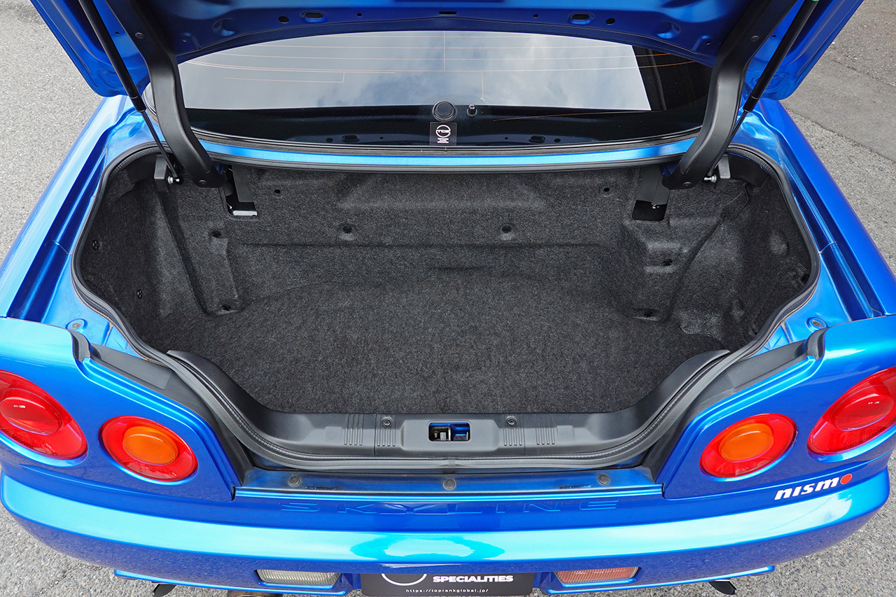 日産 スカイラインGT-R BNR34 R34 スカイライン GT-R