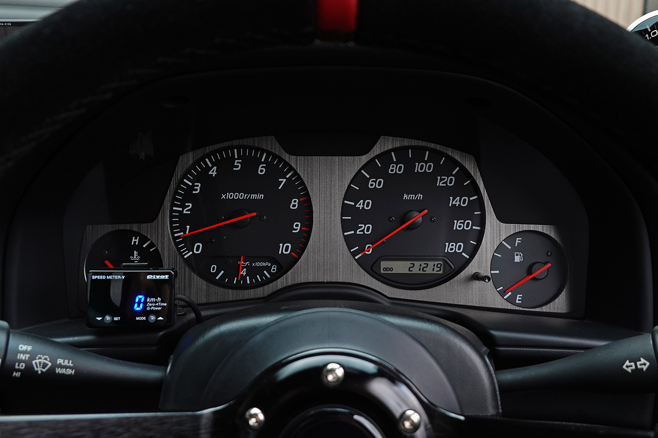 日産 スカイラインGT-R BNR34 R34 スカイライン GT-R