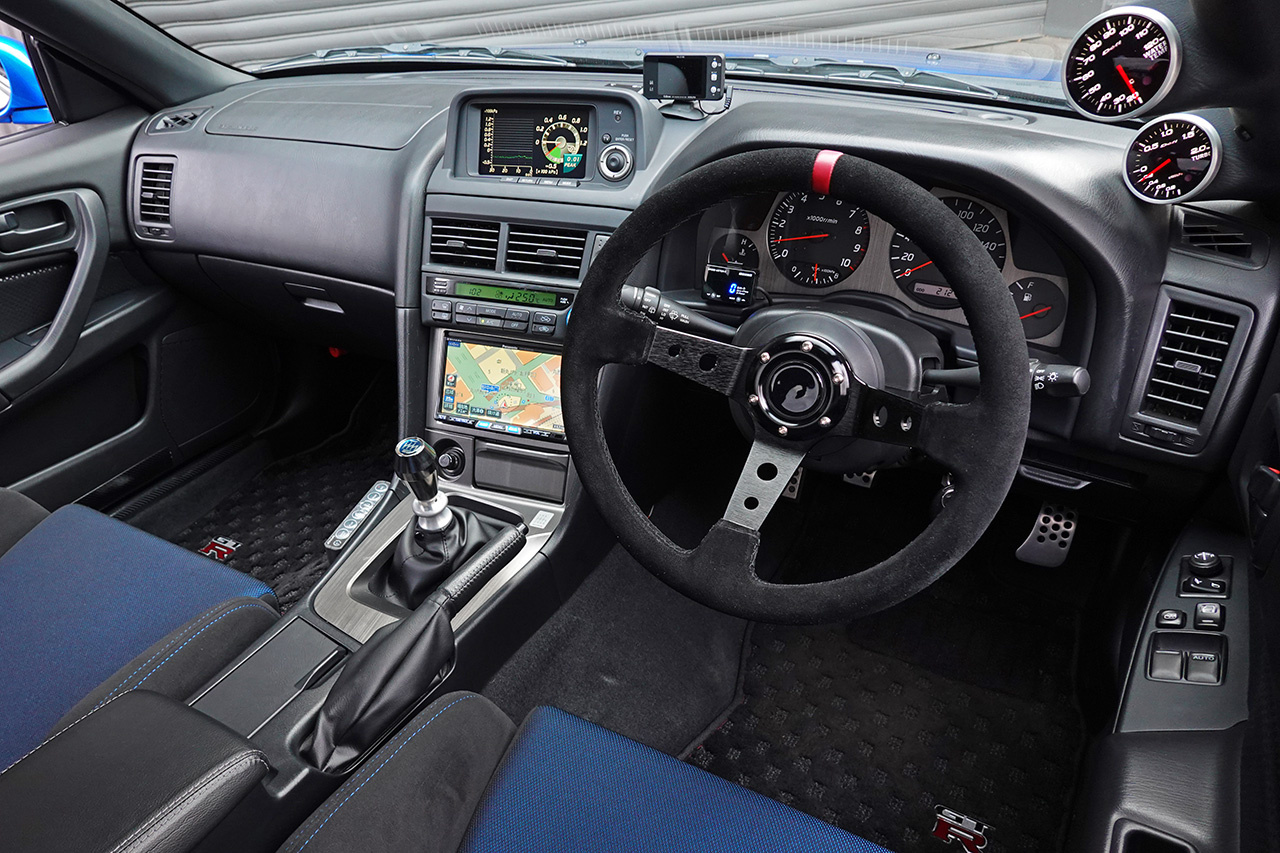 日産 スカイラインGT-R BNR34 R34 スカイライン GT-R