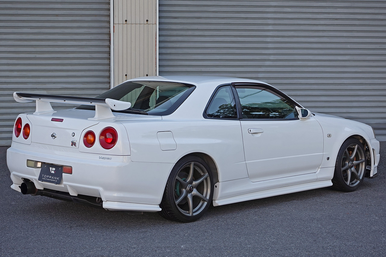 日産 スカイラインGT-R 