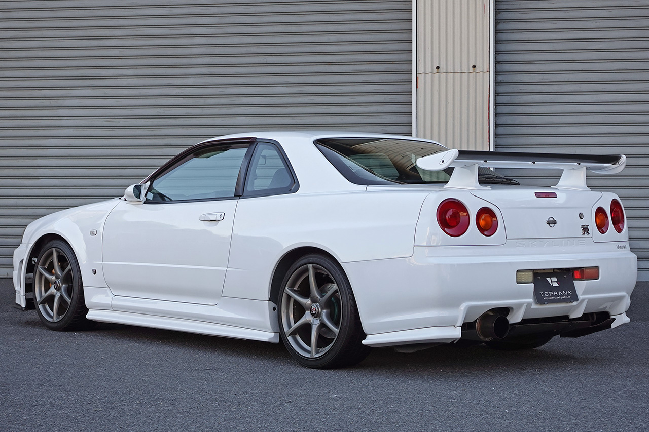日産 スカイラインGT-R 