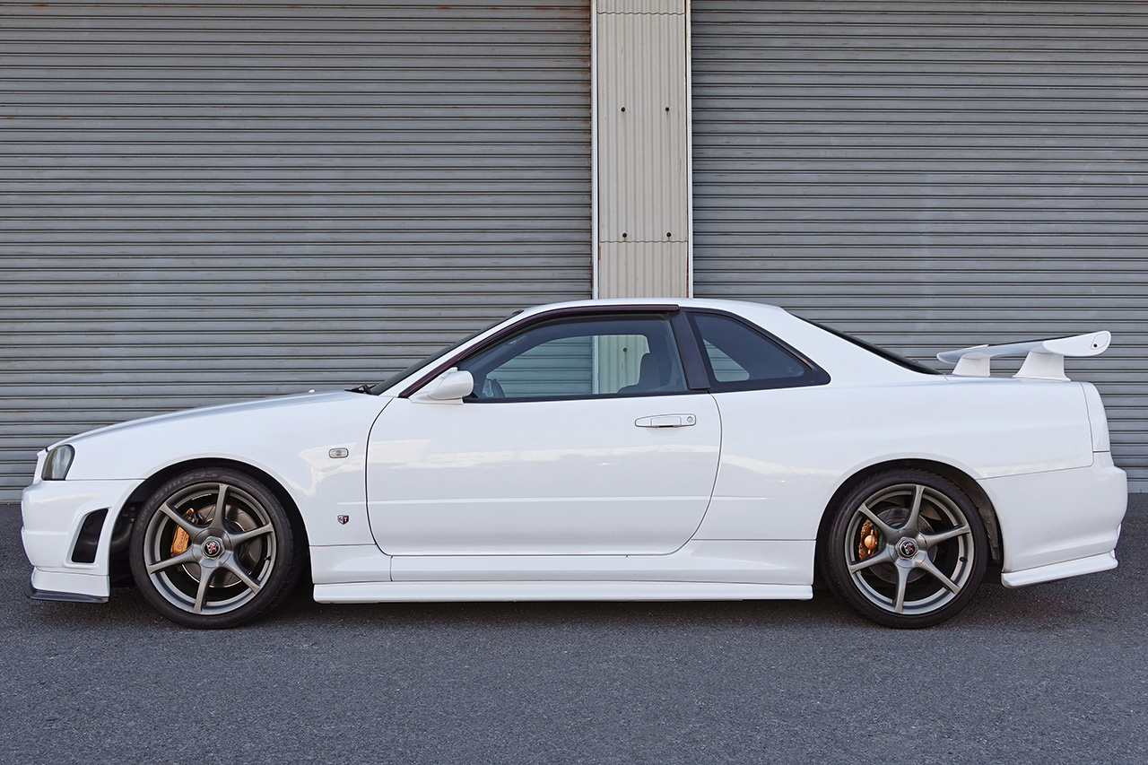 日産 スカイラインGT-R 