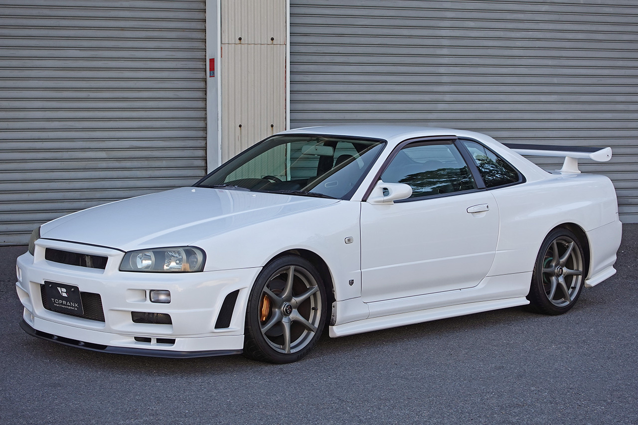 日産 スカイラインGT-R 