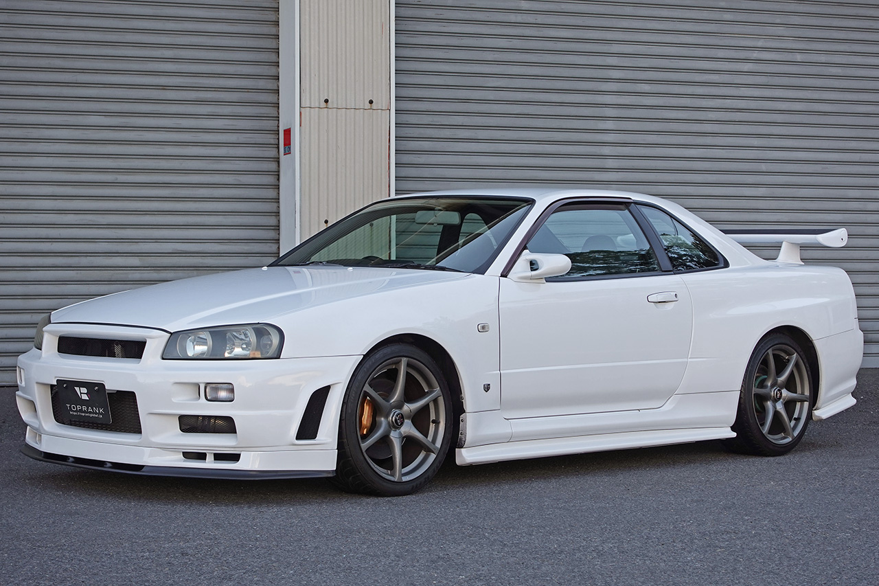 日産 スカイラインGT-R 