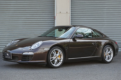 911