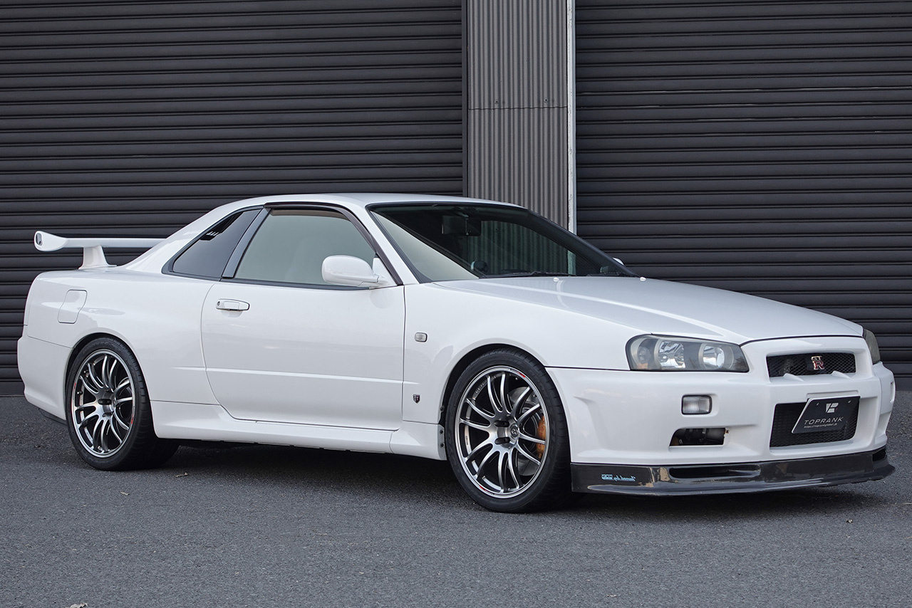 日産 スカイラインGT-R 